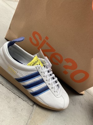 adidas gazelle dentist chair