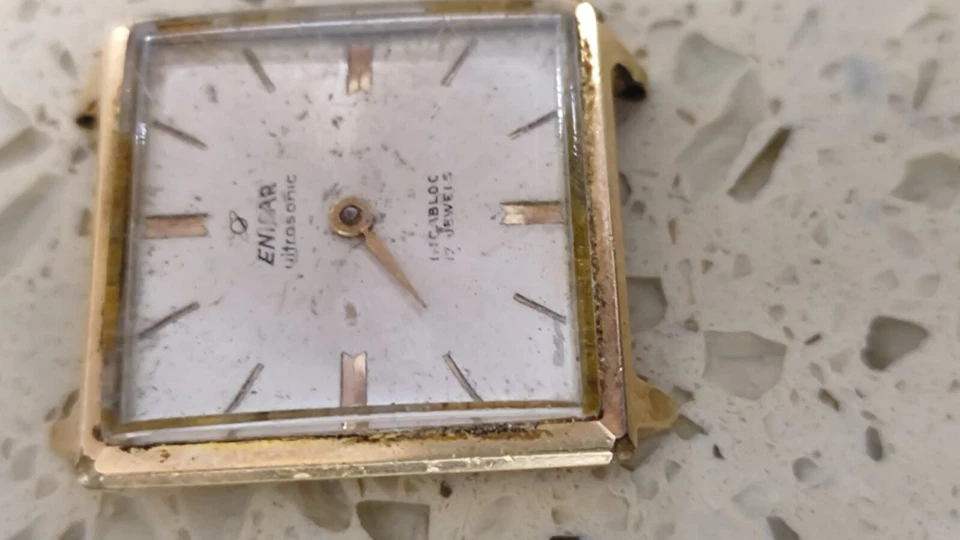 Reloj ultrasónico Enicar 1950 para hombre cuadrado cuerda manual chapado en oro FUNCIONA para piezas Foto 2 de 4