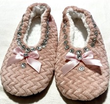 Women's Hand Crafted Wave Rose Colored Slip Resistant Indoor Slippers Size 41-42