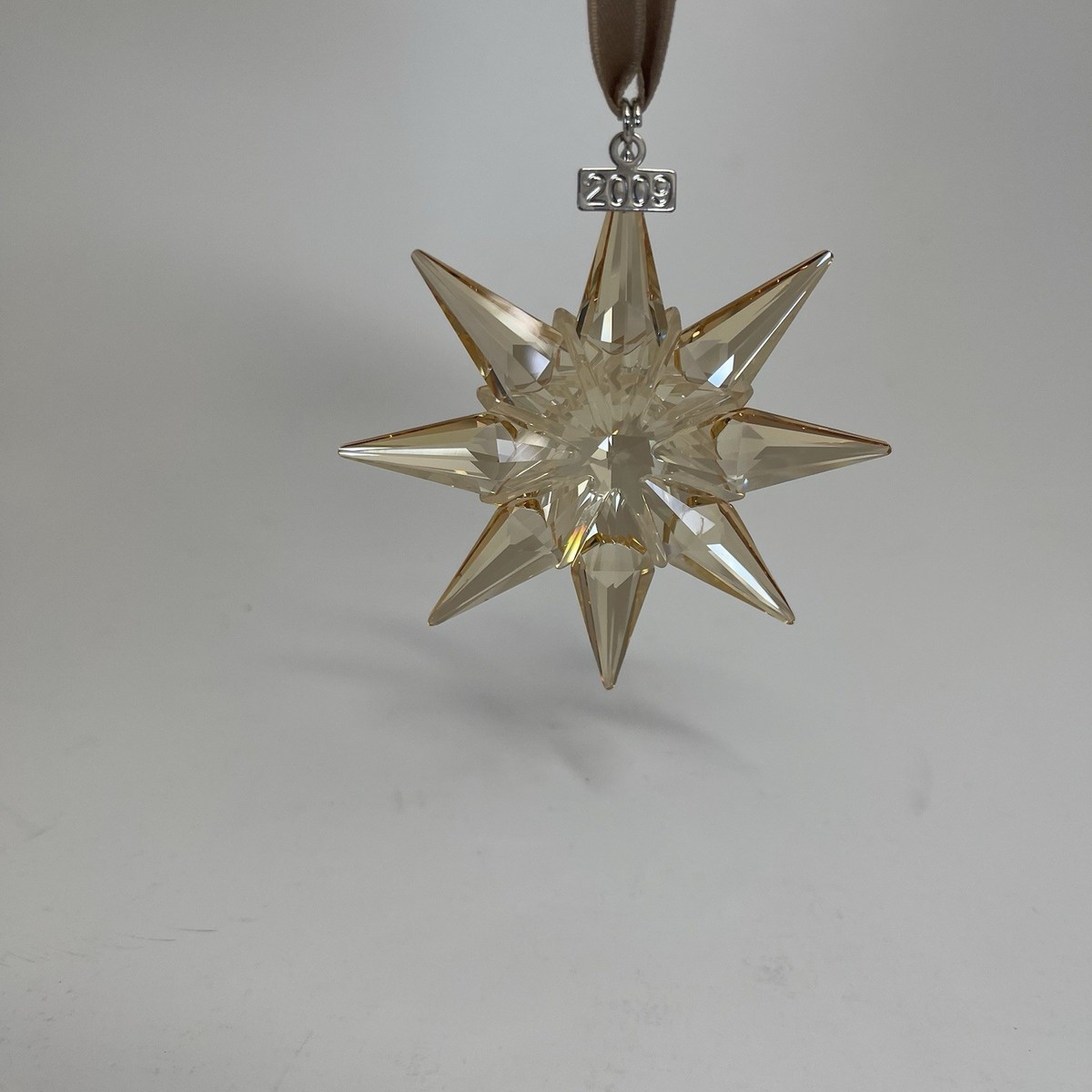 Swarovski SCS Annual Edition 2009 Gold Crystal Snowflake Ornament