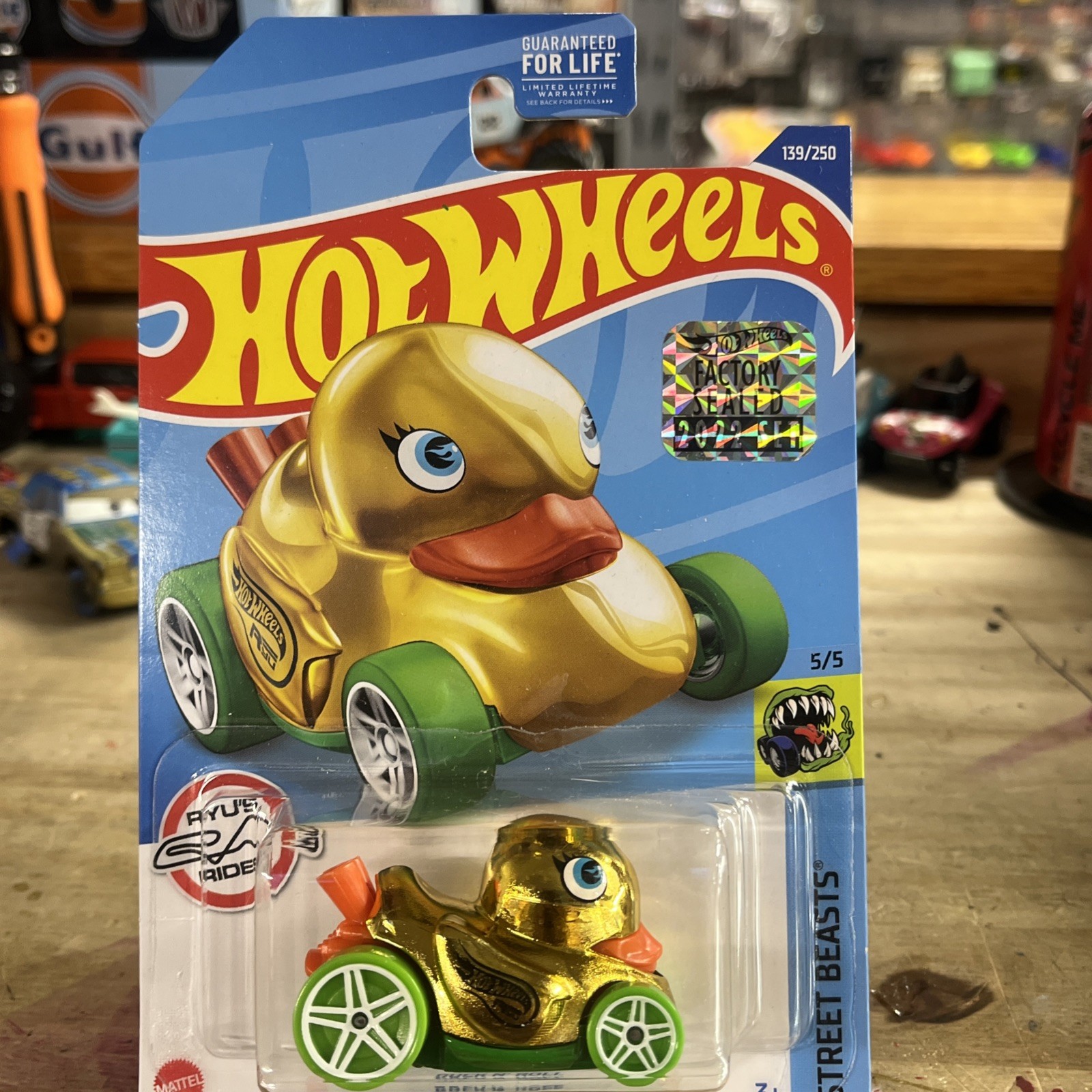 HOT WHEELS Duck N' Roll Gold TH Treasure Hunt 2022 Factory Sealed With Protector