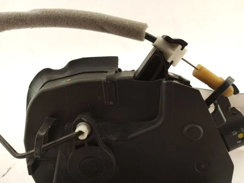 宝马 330Ci E46 Coupe 前乘客右门锁闩锁执行器 适合 01-06 — 第 2/4 张图片