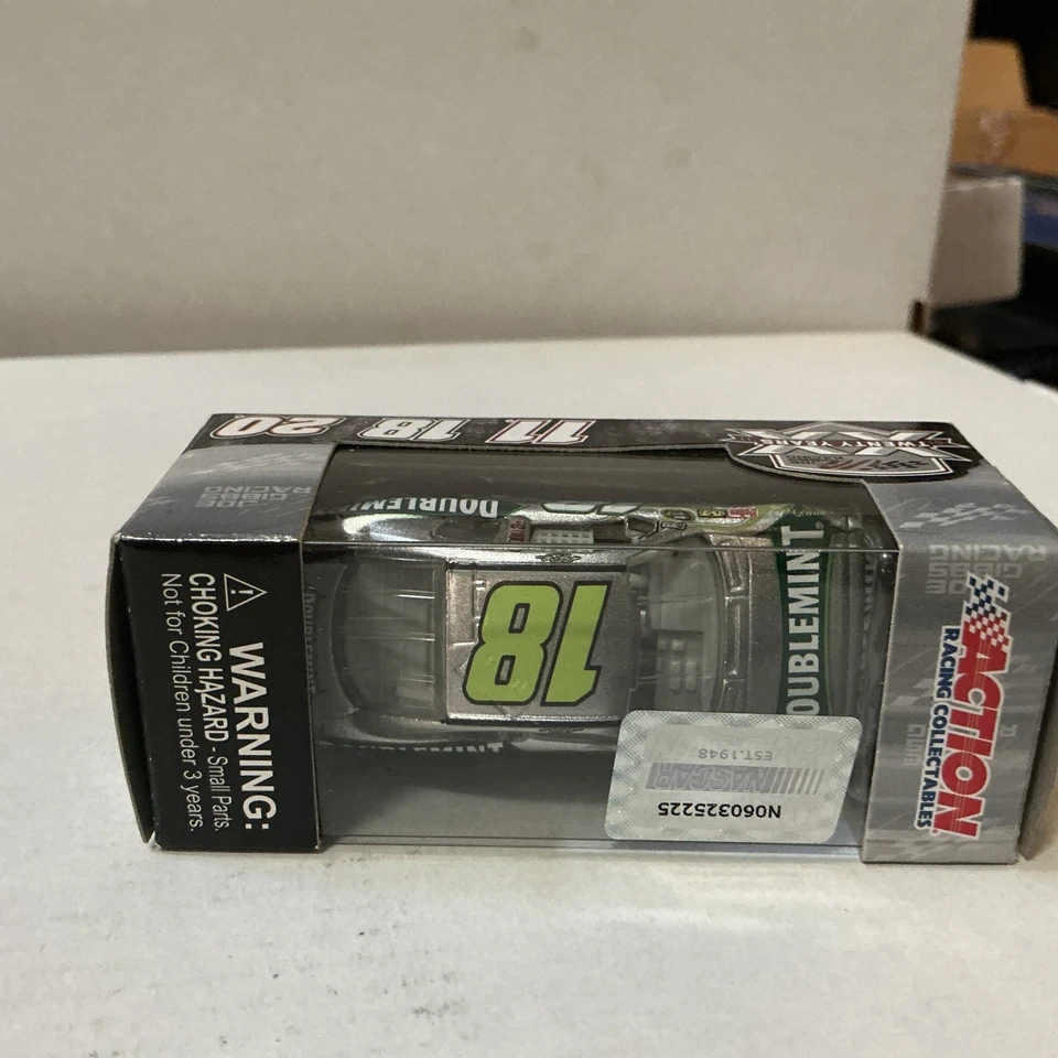 Baterías interestatales Kyle Busch #18 todas las baterías centrales NASCAR diecast 1/64 RARAS Foto 4 de 4