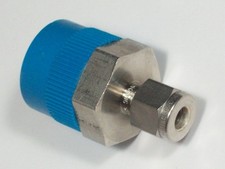 1- Swagelok Stainless Steel Connector, 1/4" OD Tube x 3/4" MNPT, SS-400-1-12