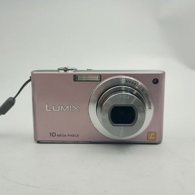 Panasonic LUMIX DMC-FX37 Compact Digital Camera Excellent