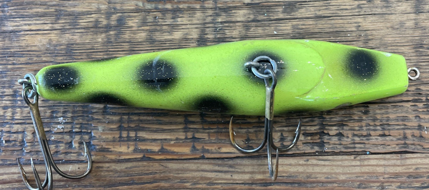 Lot of 4 Muskie Pike Lures (ThunderStick, Swimmin Pig, Pig, Custom imitation Pig - Image 4