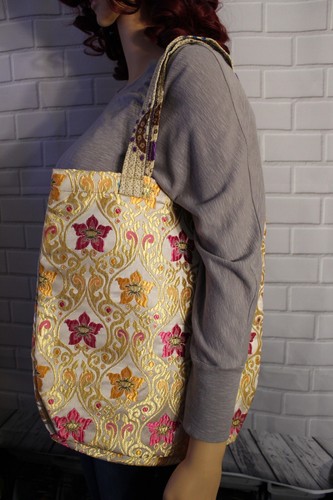 Embroidered Purse/Bag with Flowers