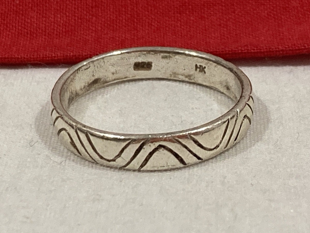 Vintage HK 925 Signed Solid Sterling Silver Etched Design Vintage HK 925 Signed Solid Sterling Silver Etched Design