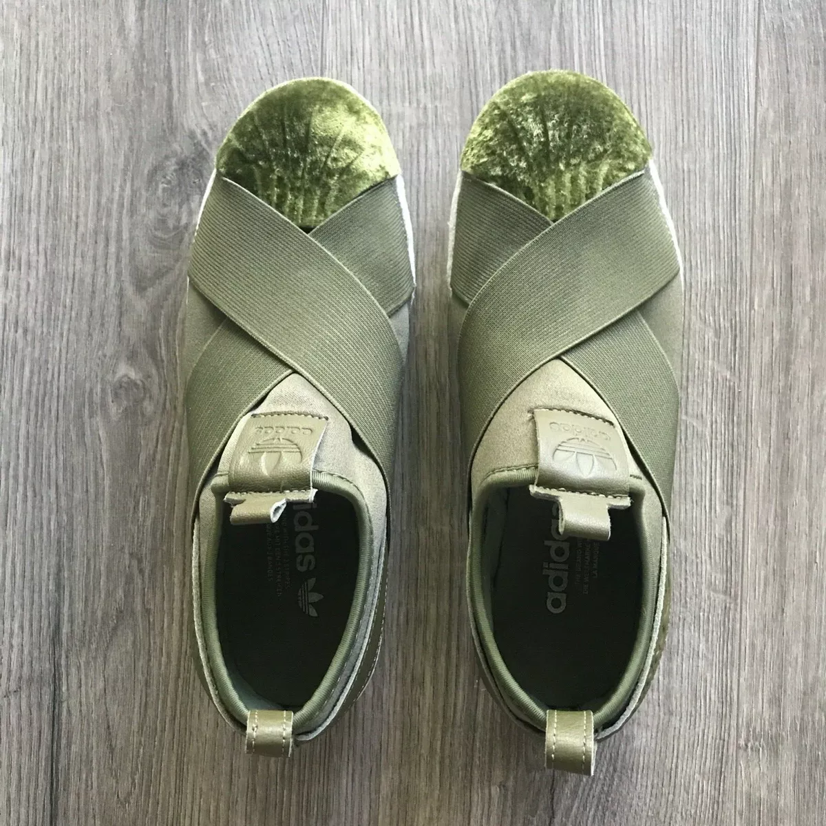 Superstar slip on bruin hotsell