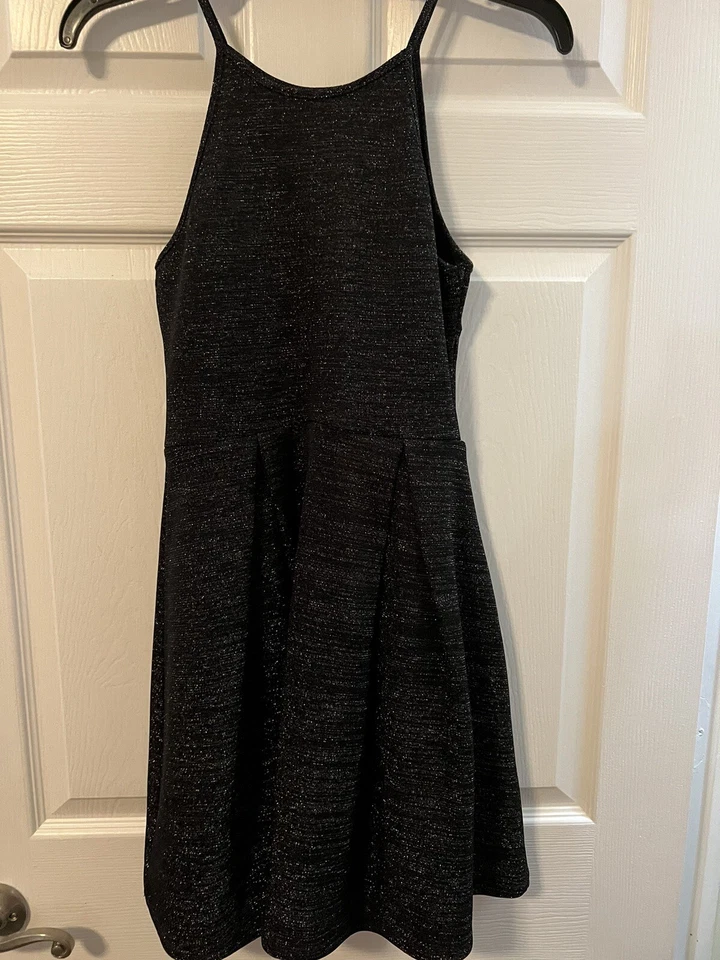 SOPRANO Negro Plata Cóctel Ocasión Especial Mini Vestido Vacaciones Navidad Pequeño Foto 3 de 4