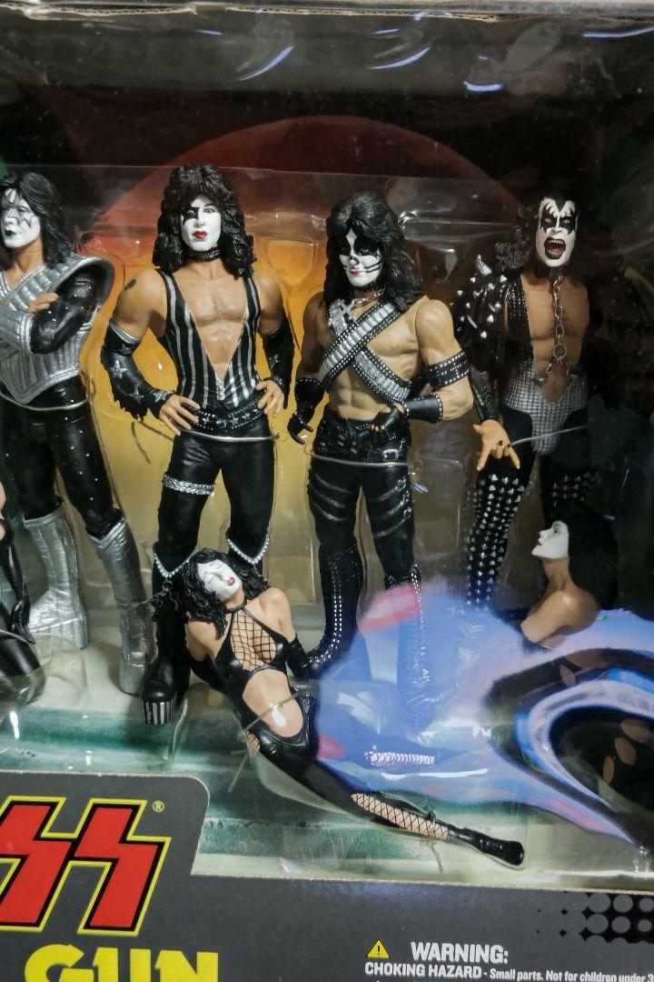 McFarlane Toys KISS Love Gun DX BOX Edition Figure | eBay