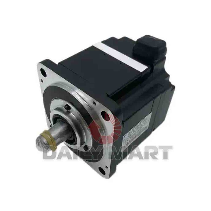 New In Box YASKAWA SGMPS-04ADK-HA12 Servo Motor