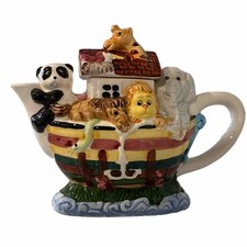 VINTAGE Noah's Ark Teapot With Lid 1995