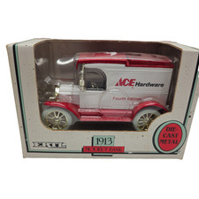 Ertl 1913 Ford Model T Bank Ace Hardware Fourth Edition 1/25 Scale Die-Cast 1992