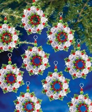 The Beadery Holiday Beaded Ornament Kit-Classic Indent 2.25", Makes 18
