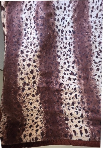 Shilon Leopard Print Mink Throw/Blanket, Queen-size (165 x 225cm) & Carry Case - Picture 2 of 21