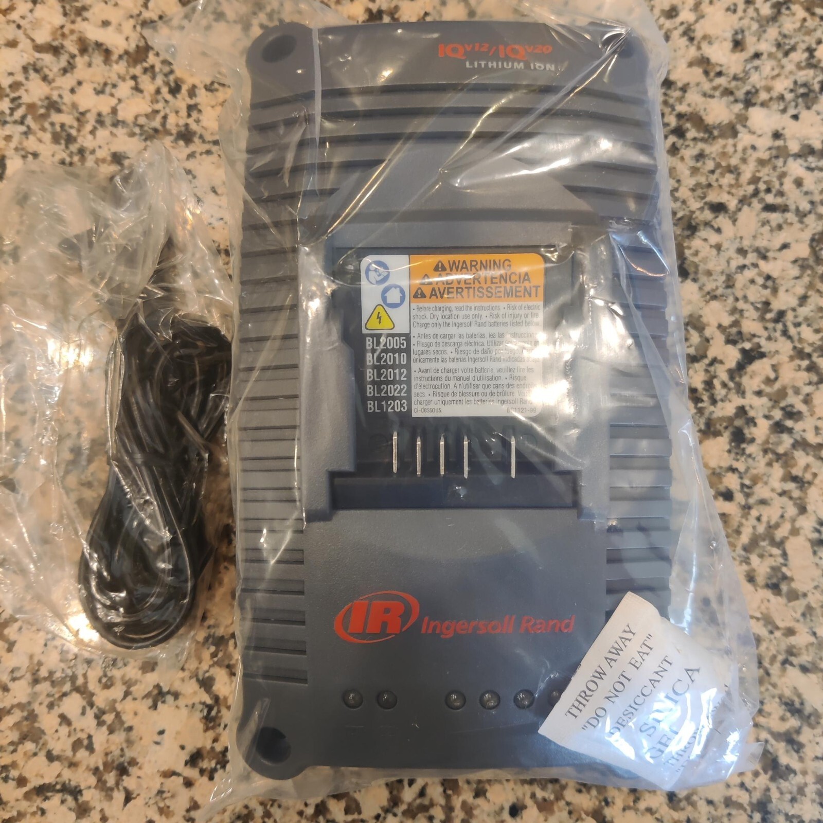 New - Ingersoll Rand BC1121 12V/20V Lithium Ion Battery Charger IQV12 & IQV20