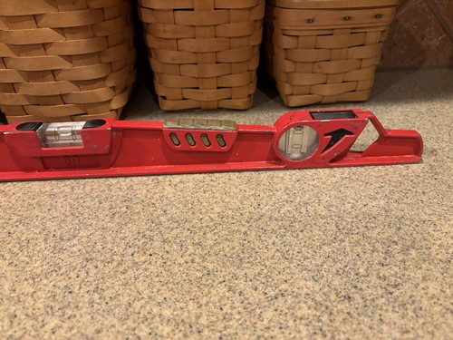 Red HUSKY 24" MASON'S LEVEL WITH "OPTIVISION" - PREOWNED SLIGHTLY USED SeePhotos - Picture 5 of 7