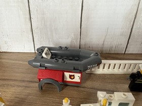 LEGO CITY #7239 Fire Truck Set NOT COMPLETE EXTRA PIECES