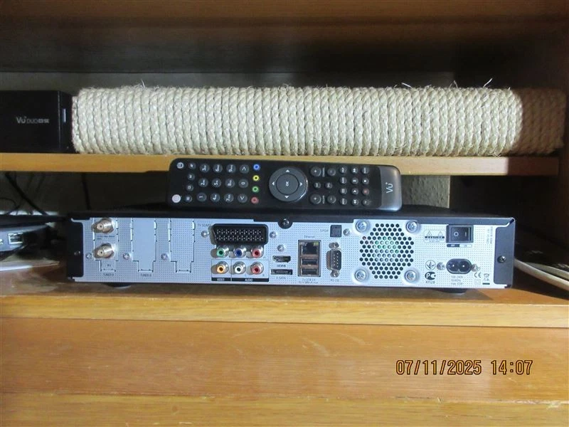 Vu+ Duo2 Sat. Linux E² Receiver, mit neustem OSCam-ICam ! - Bild 3 von 4