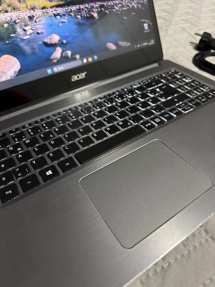 💻 Acer Swift 3 SF315-41, 15,6 Zoll FHD, Ryzen 7 2700U 8GB Ram Notebook. - Bild 4 von 4