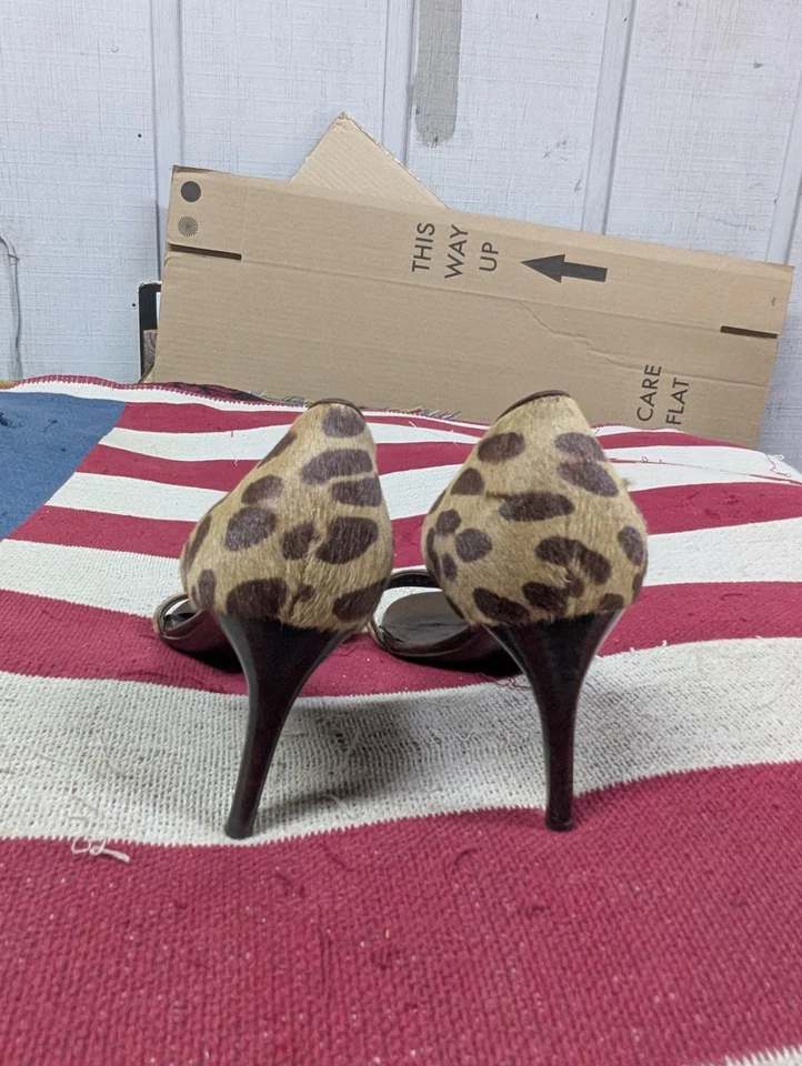 Sandalias de tacón bloque con honda de pelo de becerro etiqueta púrpura colección Ralph Lauren 8,5 Foto 3 de 4