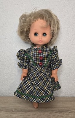 Nette Kunststoff Puppe DDR Doll 31 cm Schlafaugen Sammler Vintage 