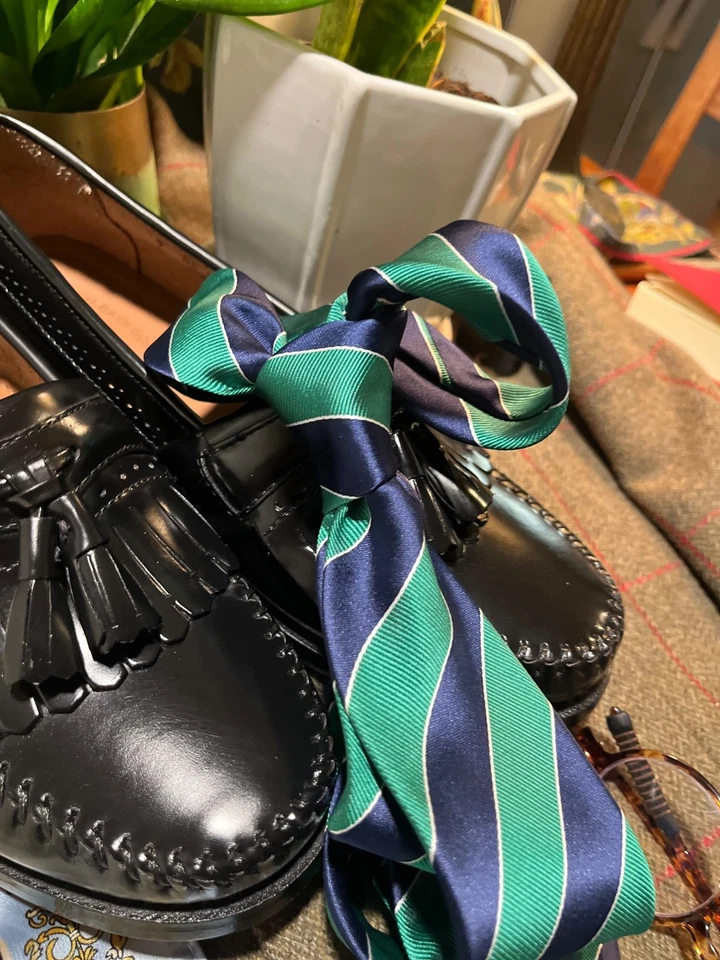 NEVER BEEN KISSED Oak Island Men's Shop,: Nova Gravata Masculina Verde Grama e Marinha - Imagem 4 de 4