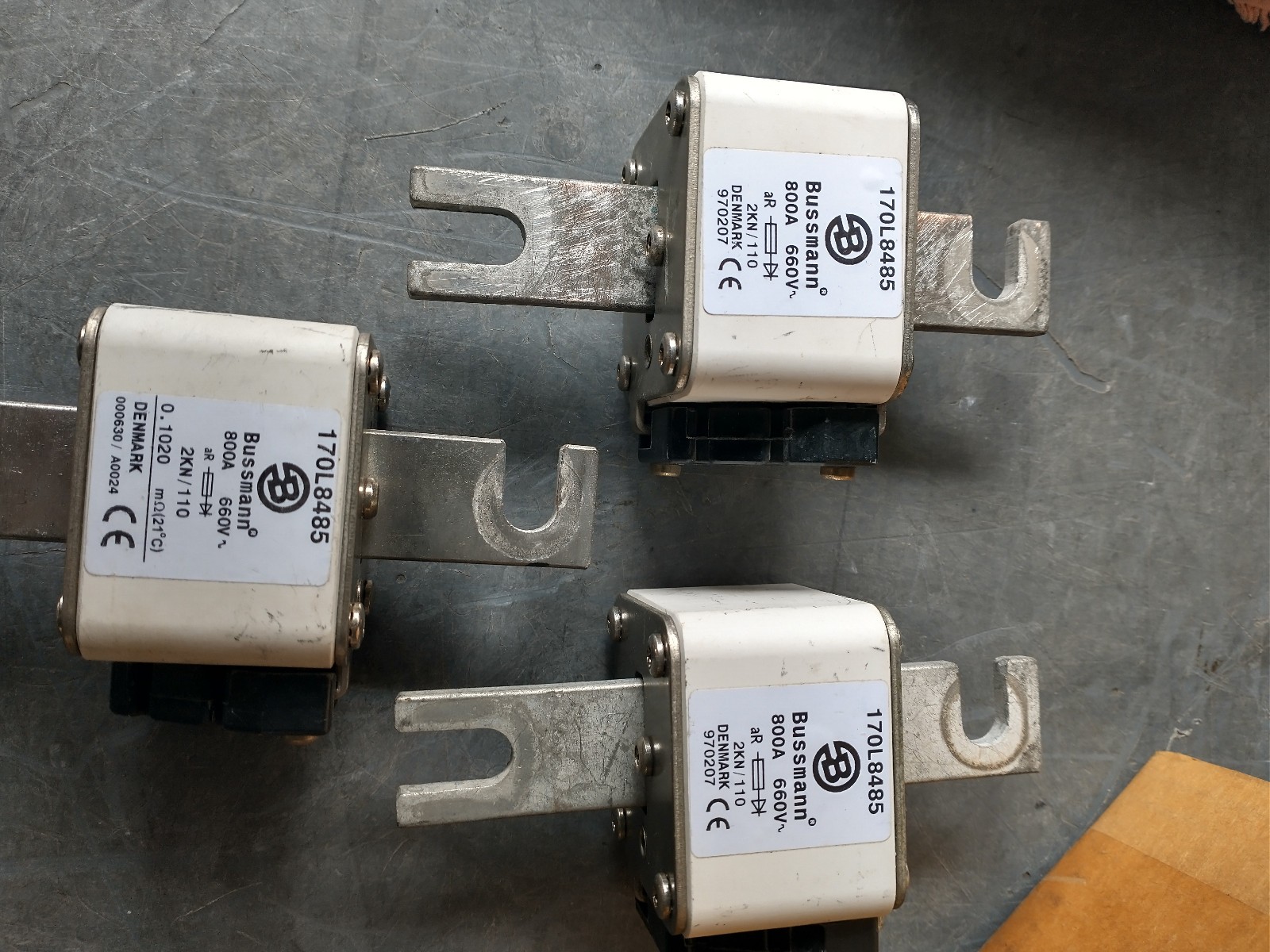 PACK of 3 BUSSMANN FUSE 800A 660V 170L8485 2k/110 AR HIGH SPEED ABB