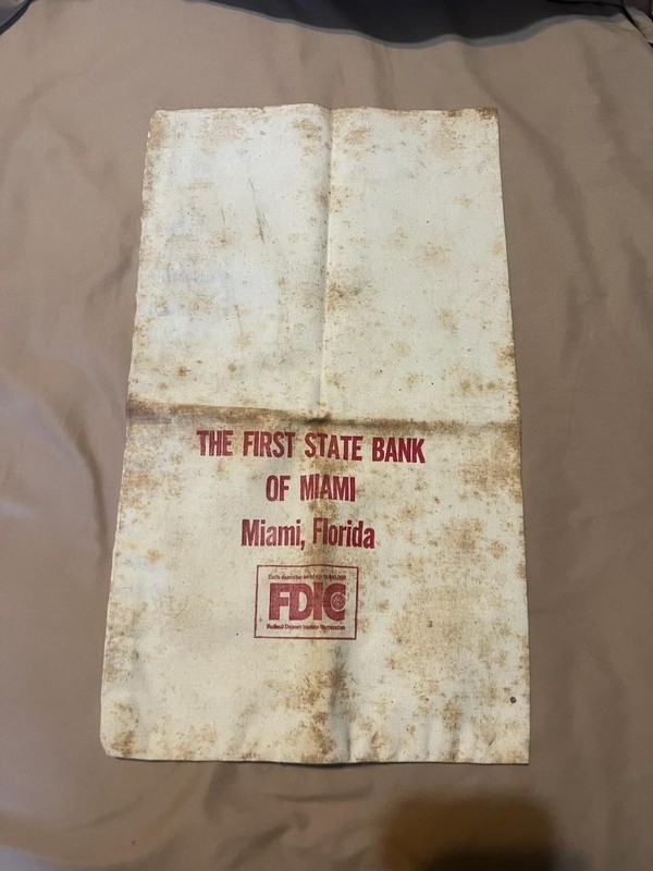 Bank bag vintage (The first Sate Bank of Miami)