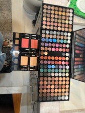 Luxury Makeup Set - 144 Eyeshadows, Highlighters Brushes for All Occasions