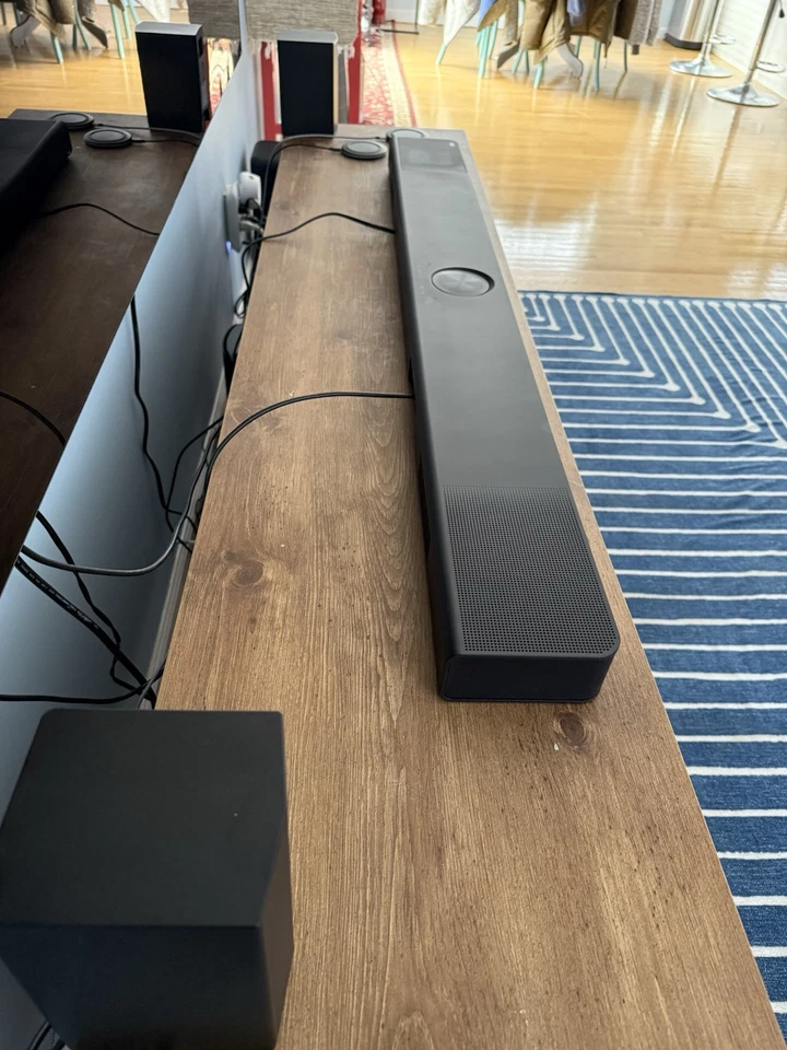 LG S95TR 9.1.5 Canales OLED evo con Subwoofer y Altavoces Traseros Envolventes Foto 3 de 3