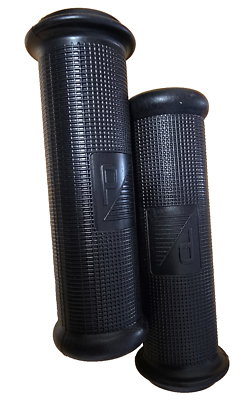 Vespa Piaggio Logo Grey Handlebar Grips 24 x 122mm BUDGET