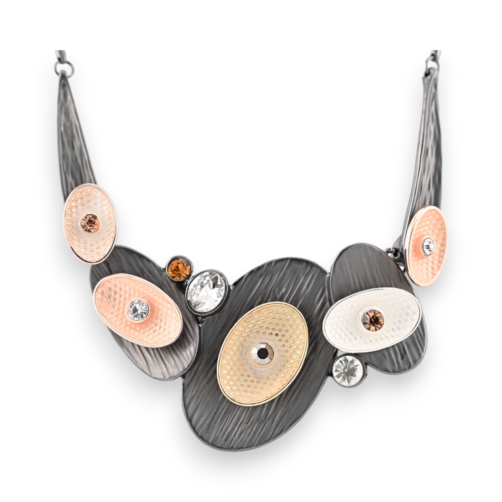 Collier contemporain beige Belle Miss en résine et chaîne ajustable