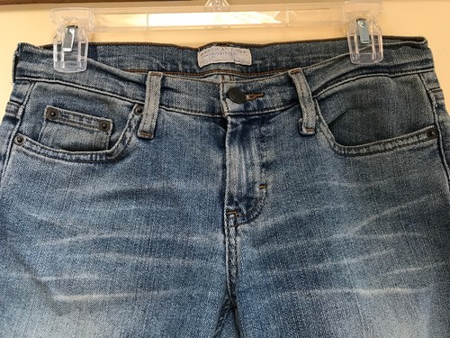American Eagle Outfitters Women's Size 4P Denim Jeans 28x30 Boot Cut Distressed - Picture 3 of 10