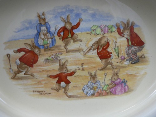 Royal Doulton BunnyKins baby plate oval large Barbara Vernon CRICKET GAME - Picture 2 of 4