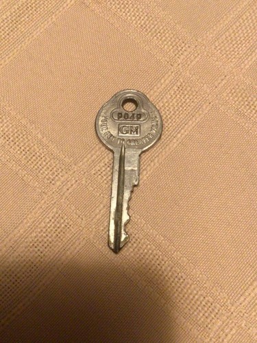 Llave GM de colección ~ Briggs & Stratton ~ Knock Out ~ Milwaukee WI ~ ¡GC! - Imagen 1 de 3