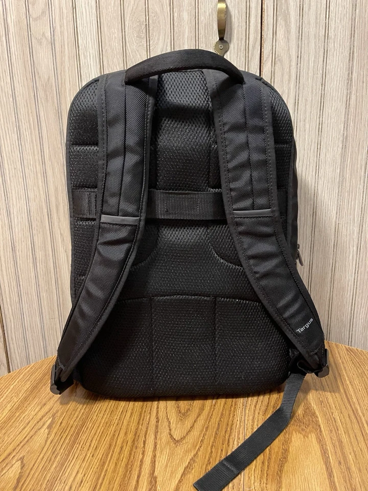 Targus 15.6 CitySmart Advanced Checkpoint-Friendly Backpack - Image 3 of 4