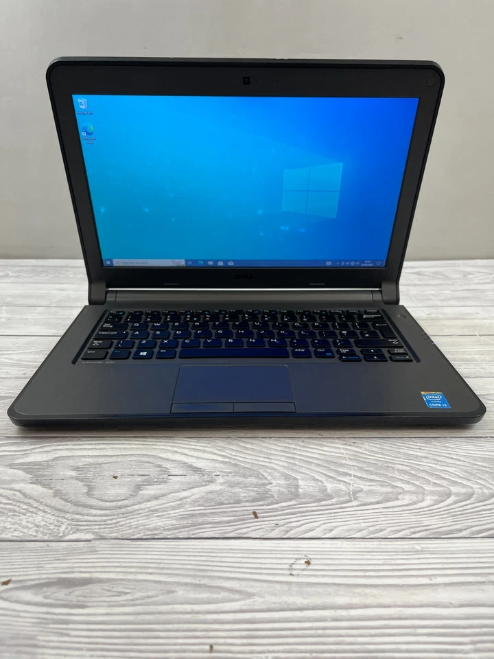 Dell Latitude 3350 · i3-5005U · 4GB · 250GB, photo 1 of 5