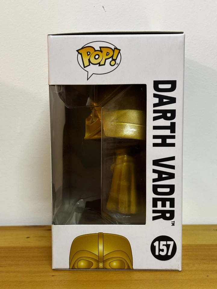 Funko Pop! Star Wars #157 - Darth Vader Gold Chrome - Limited Lucca Comics - Immagine 3 di 4