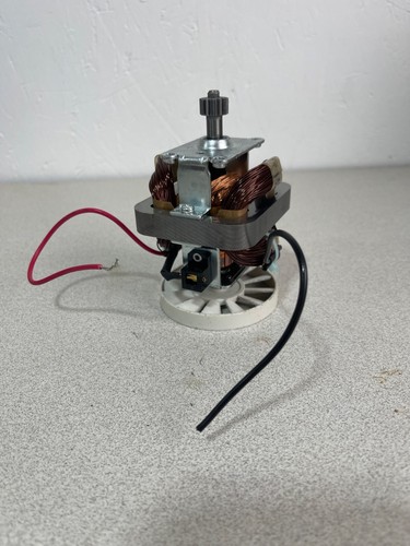 Black & Decker Food Processor FP4200 Replacement Part Motor Assembly - Picture 1 of 4