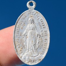 MEDALLA RELIGIOSA VIRGEN MILAGROSA VINTAGE ENCANTO ESPAÑOL ANTIGUO