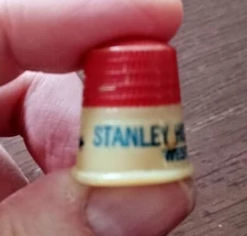 STANLEY HOME PRODUCTS INC THIMBLE - Vintage Bakelite, Westfield, Mass - L@@K!