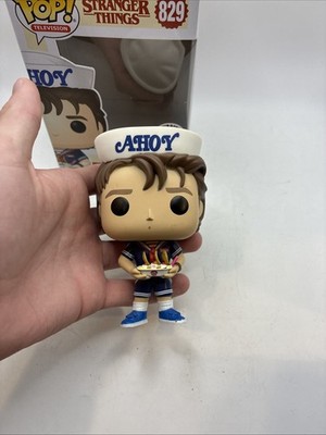 Stranger Things Scoops Ahoy Steve Baskin Robbins Exclusive Funko