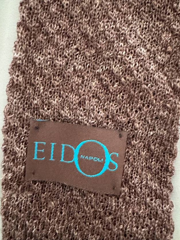 Corbata tejida de lino Eidos Napoli - tejido con textura topo Foto 2 de 4