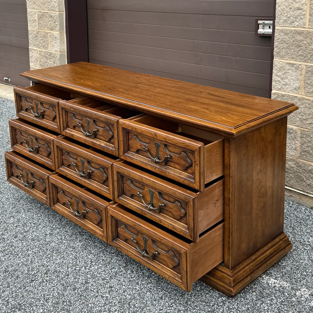 1970s Henredon Fine Furniture Spanish Revival Oak 9 Drawer Rolling