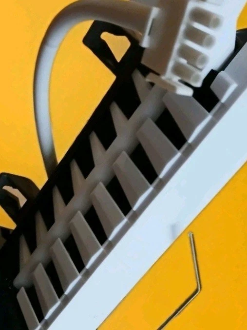 Frigidaire Refrigerator Ice Maker OEM Electrolux - Image 2 of 4