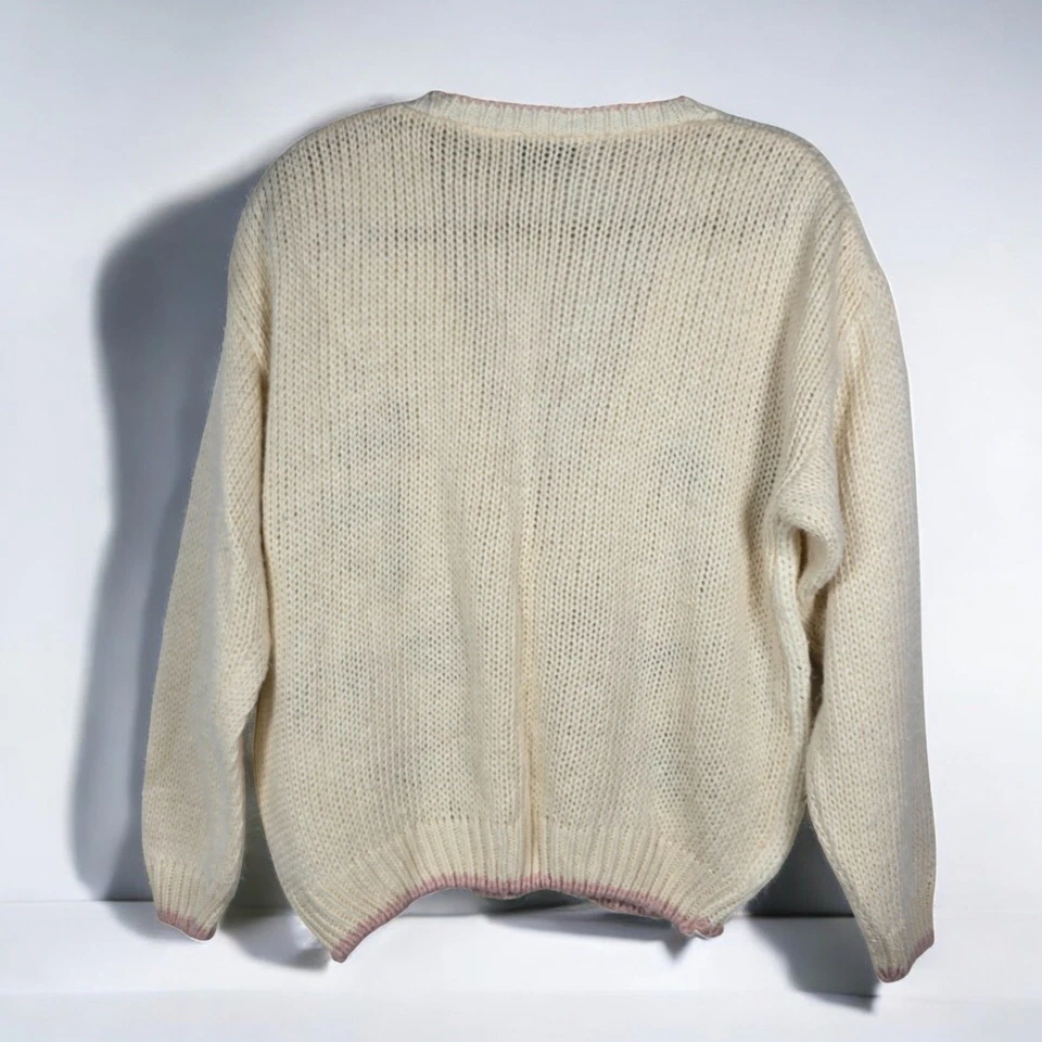 Cárdigan Suéter Crema Floral 3D Floral Bordado Tejido Abotonado De Colección Por Diseño Foto 2 de 4