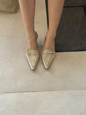 Mules vintage Louis Vuitton cuir beige 39 - Photo 1/4