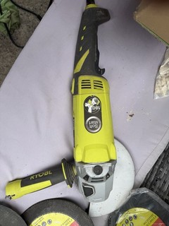 Ryobi EAG2000RS 230V 230mm angle grinder disc cutter